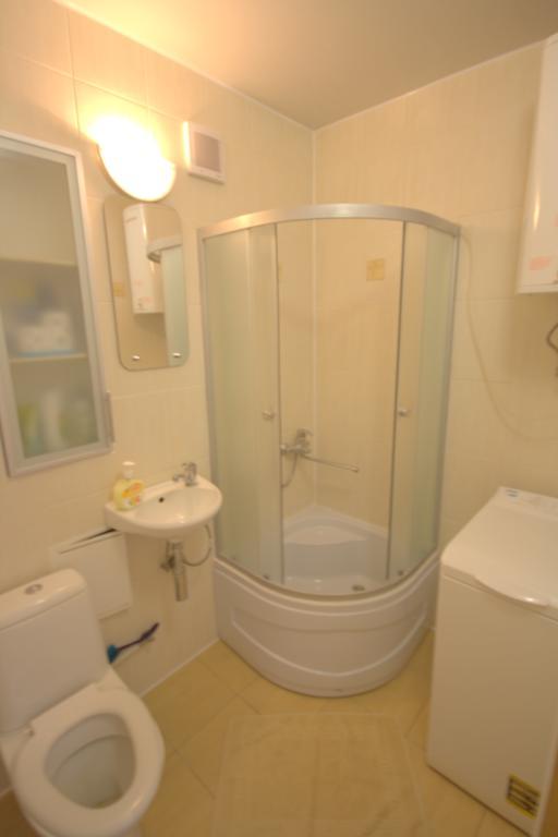 Apartment Ilyichevsk  Tsjornomorsk Eksteriør bilde